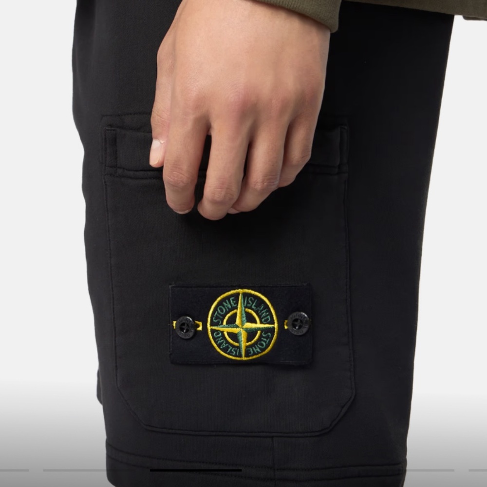 Stone Island Fleece shorts Size S - Picture 7 of 8